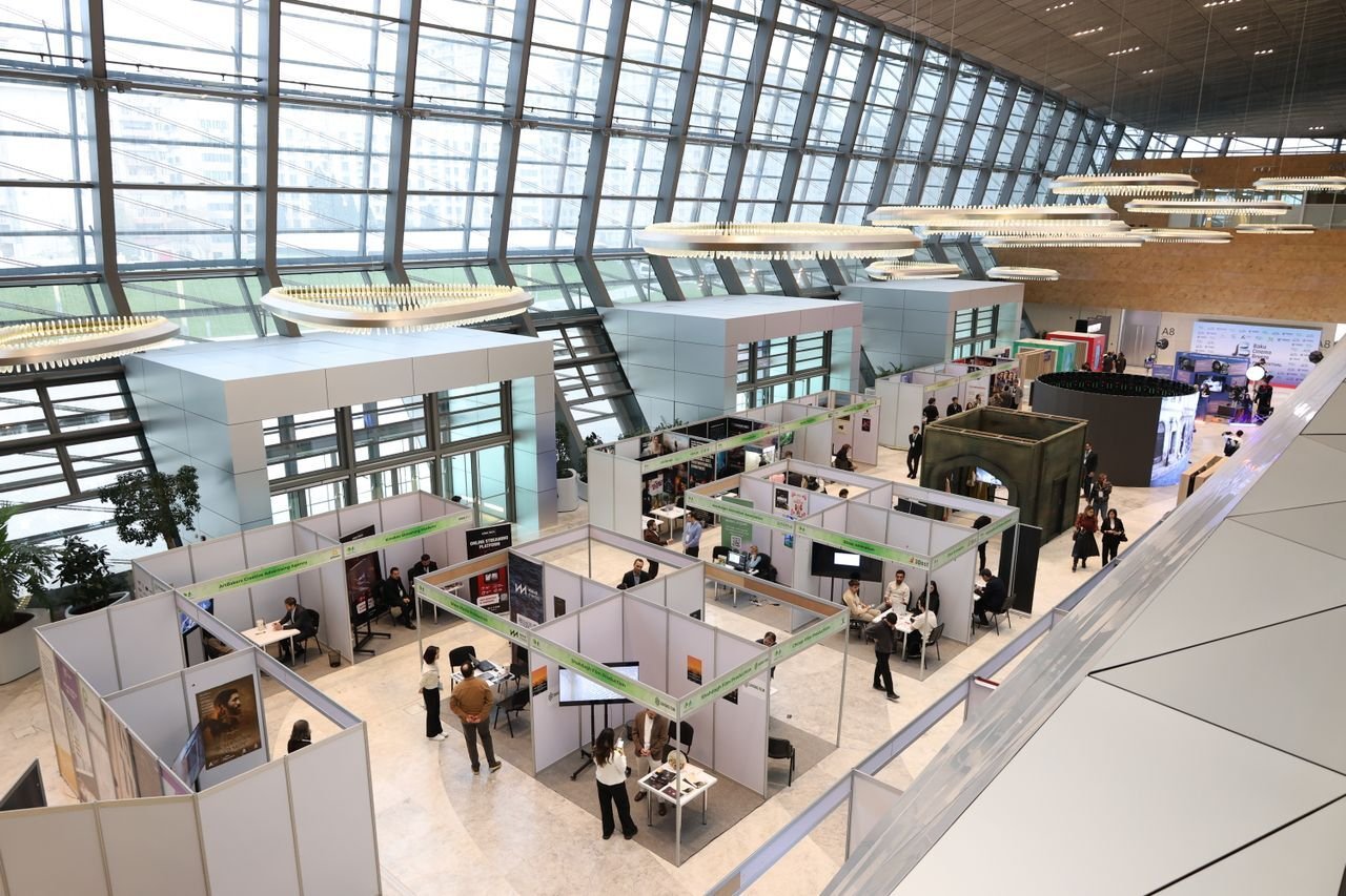 Meetings at a trade show