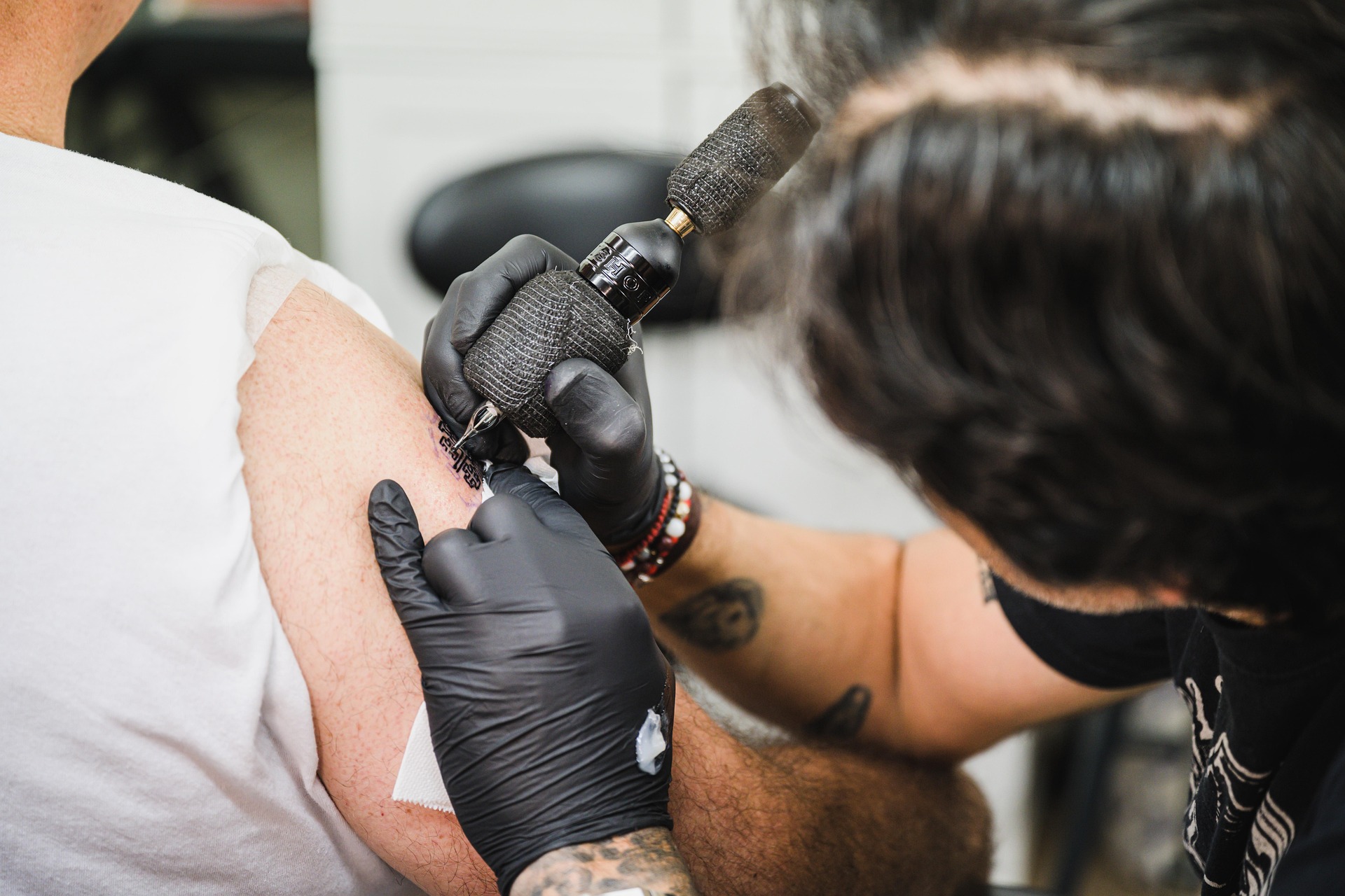 how to start a tattoo business