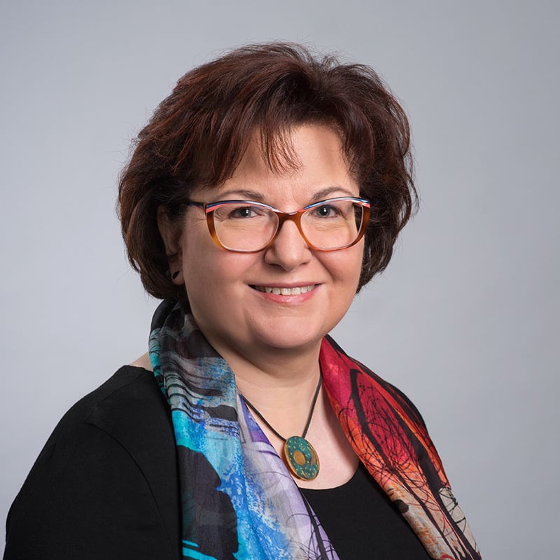 Peggy Anne Salz