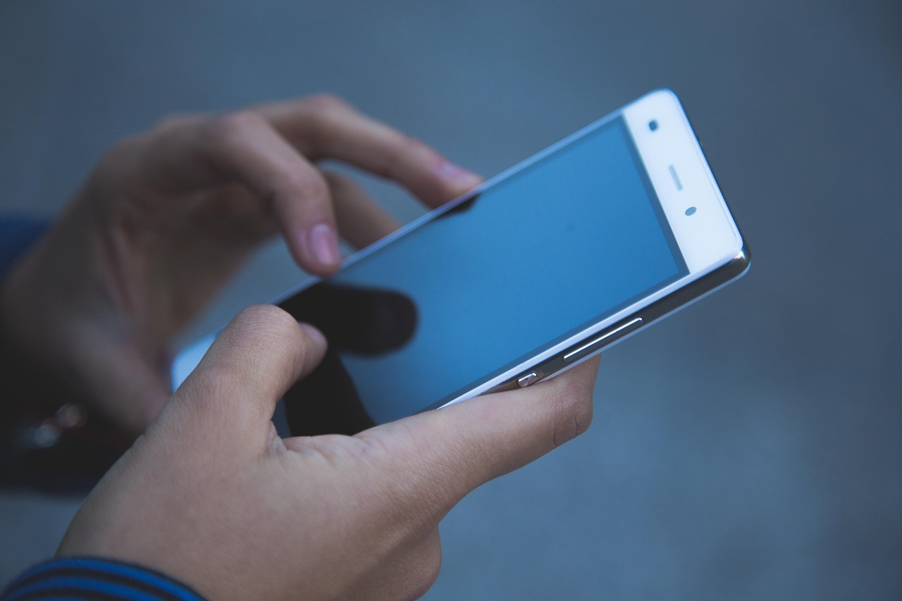 how to share youtube video on instagram